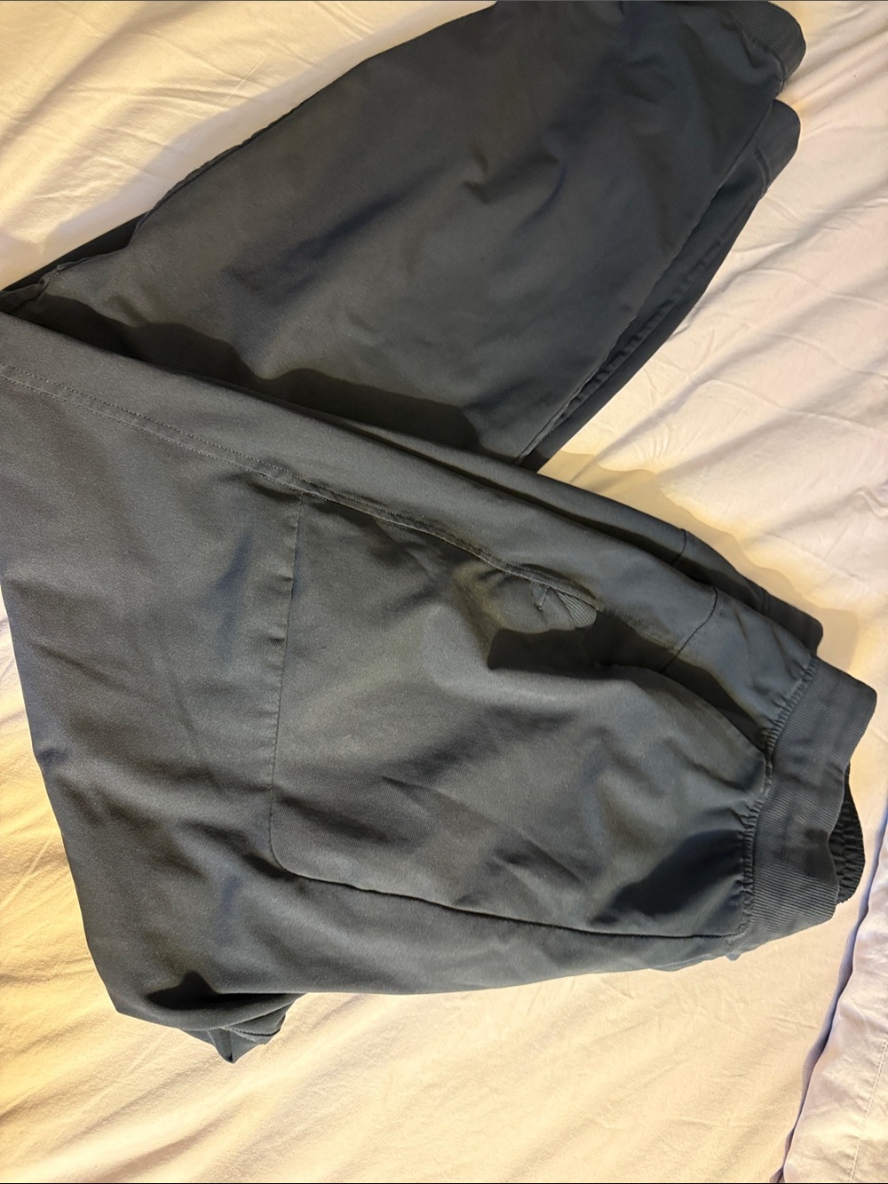 Lululemon - Picture 1 of 8